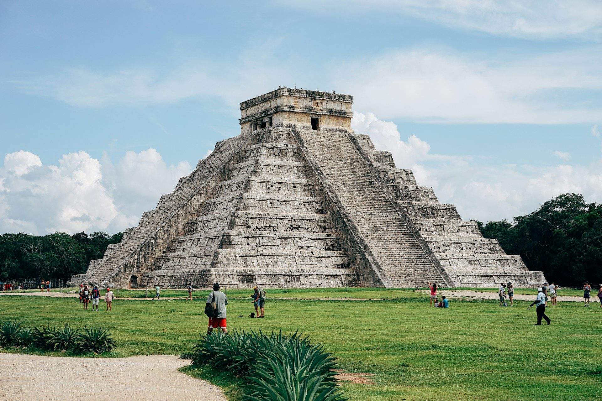 Maya temple for drone flights